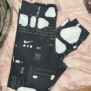 Nike Black and White Patterned Leggings